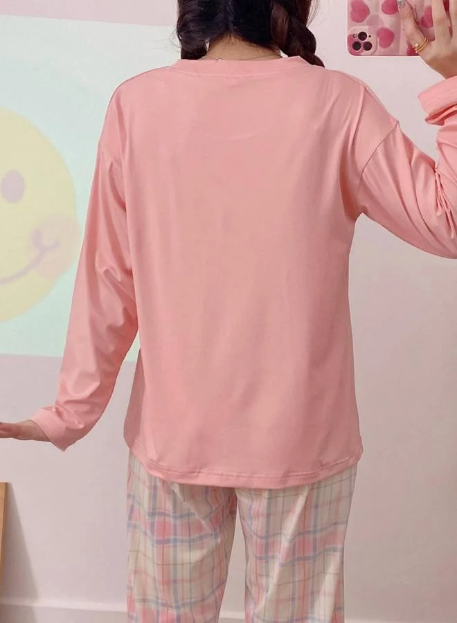 تايك تو طقم بيجاما من بنطال بطبعة مربعات وتيشيرت بياقة دائرية